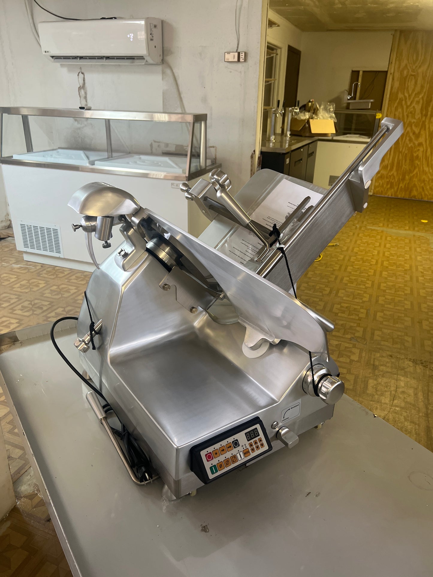 14" HD Slicer (automatic)