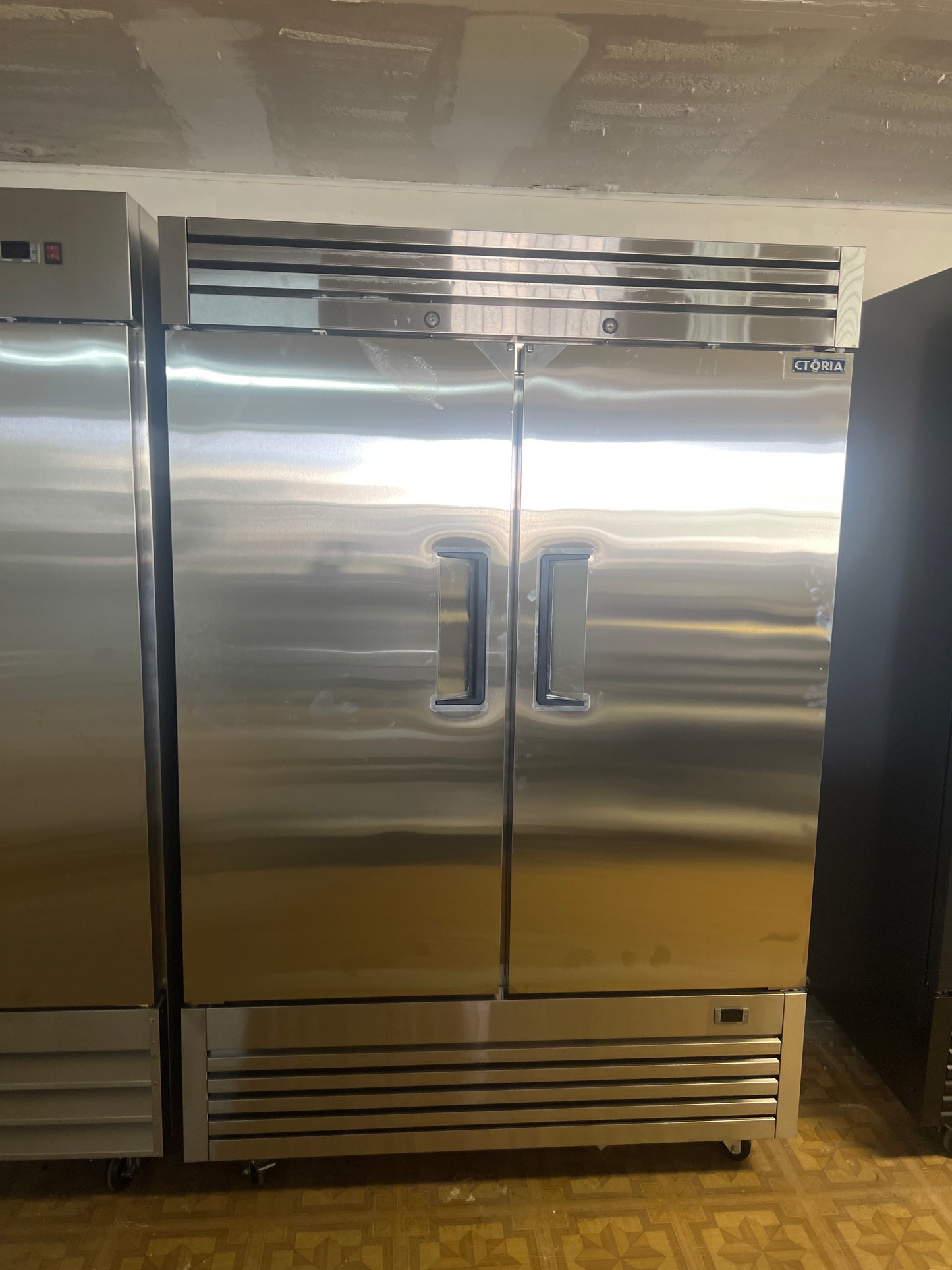 Ctoria 2 Door Stainless Steel Cooler