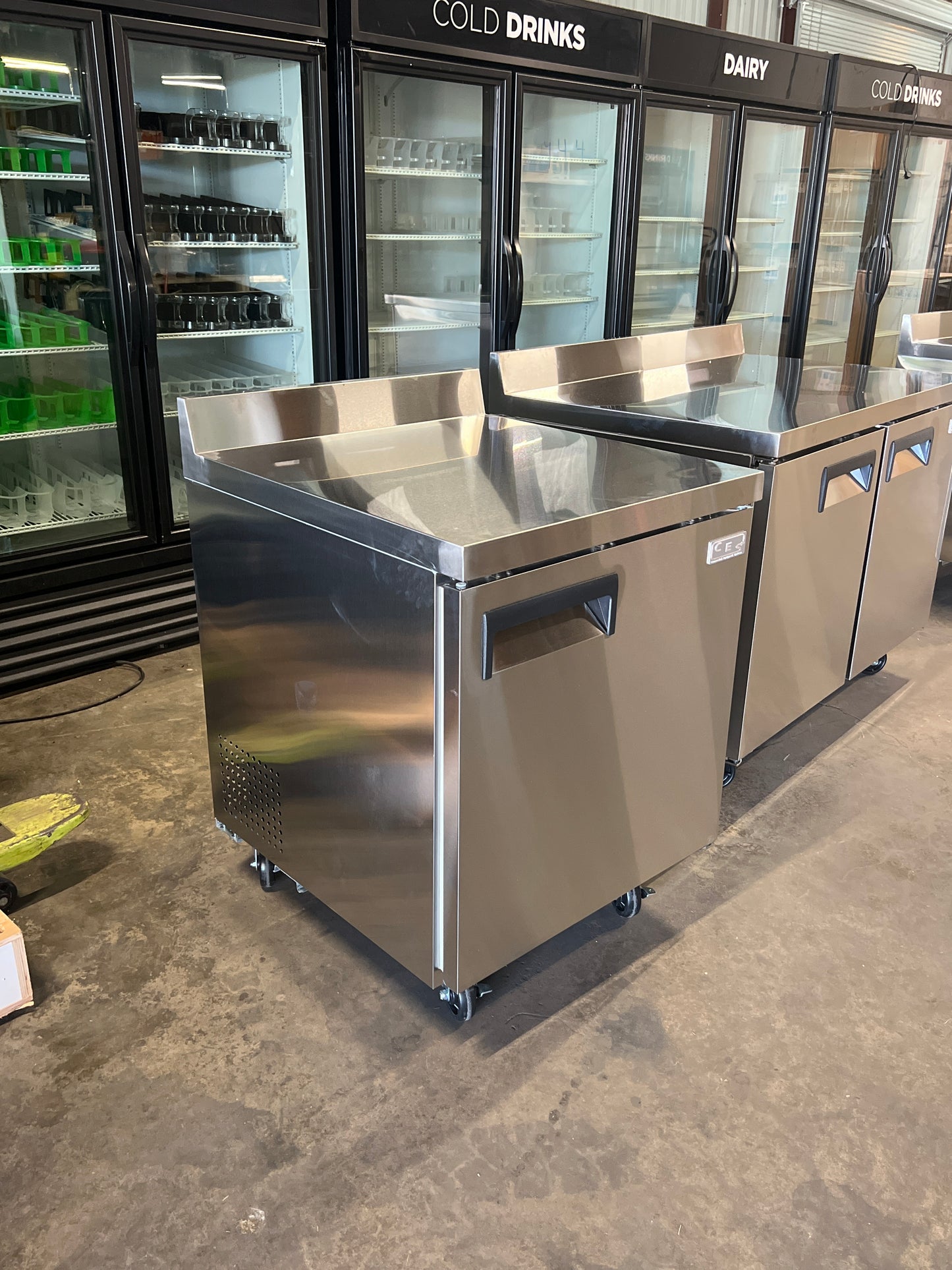 CES 27" Worktop Cooler