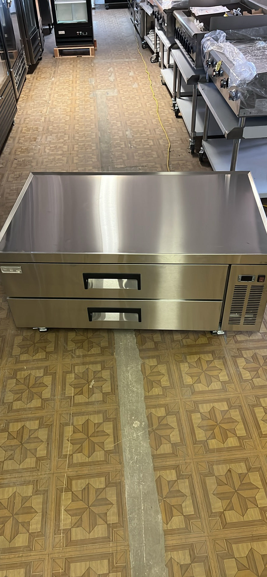 CES 52" Chef Base