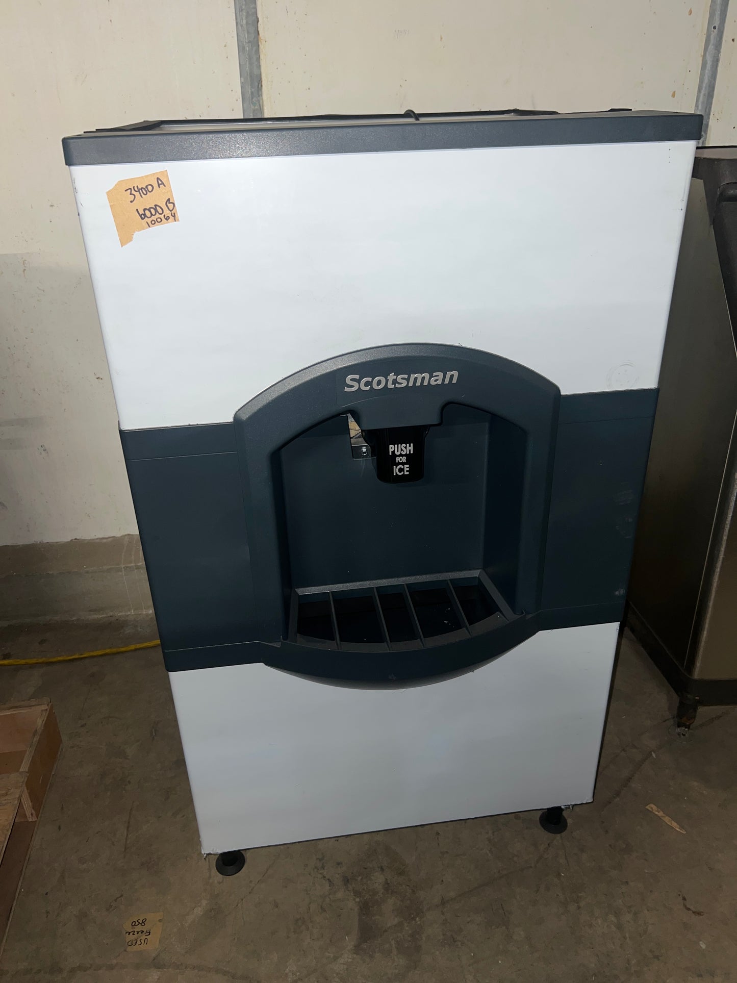 Scotsman Hotel Ice Dispenser 10064