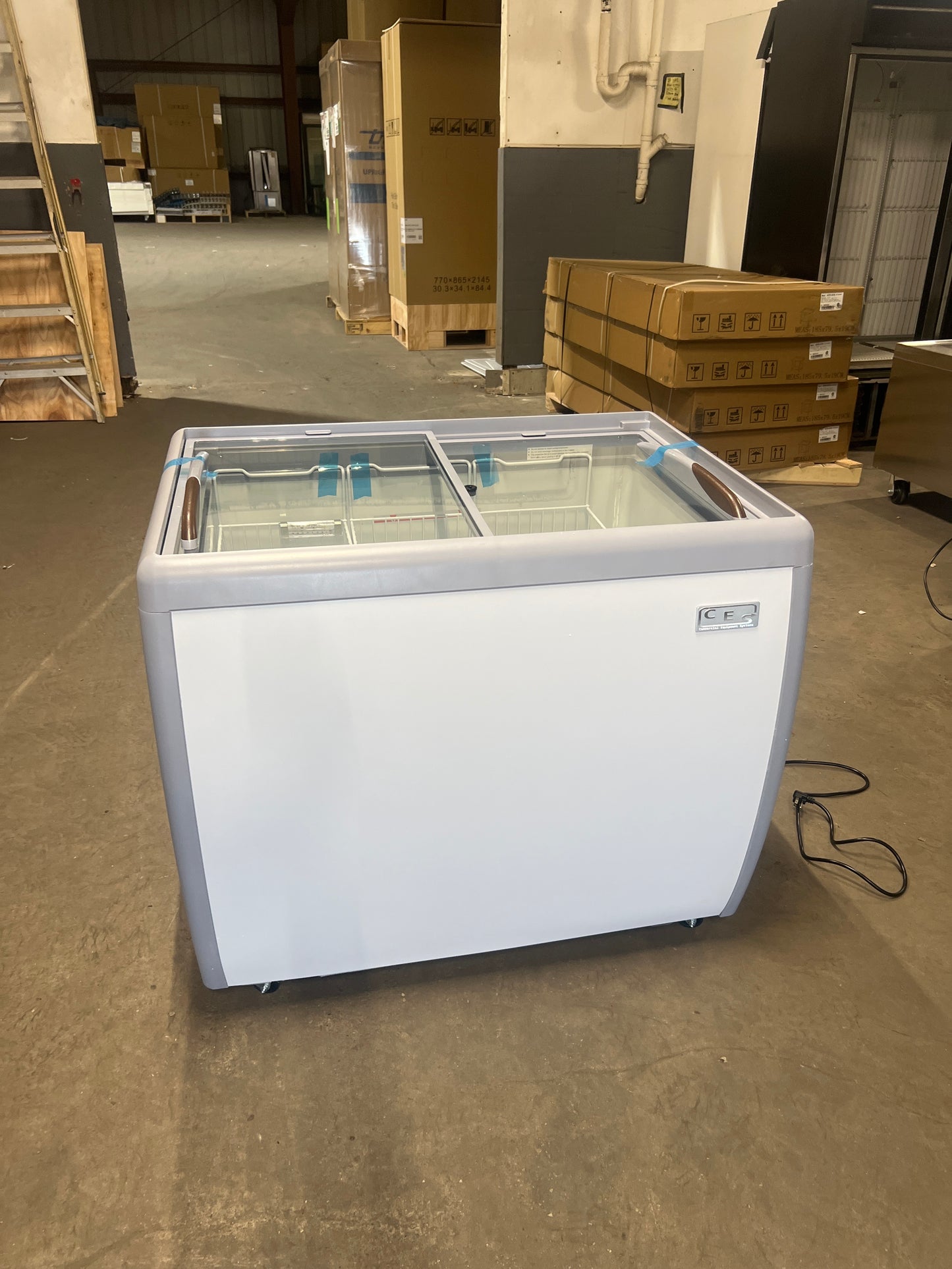 CES 39" Ice Cream Freezer SD-260VT