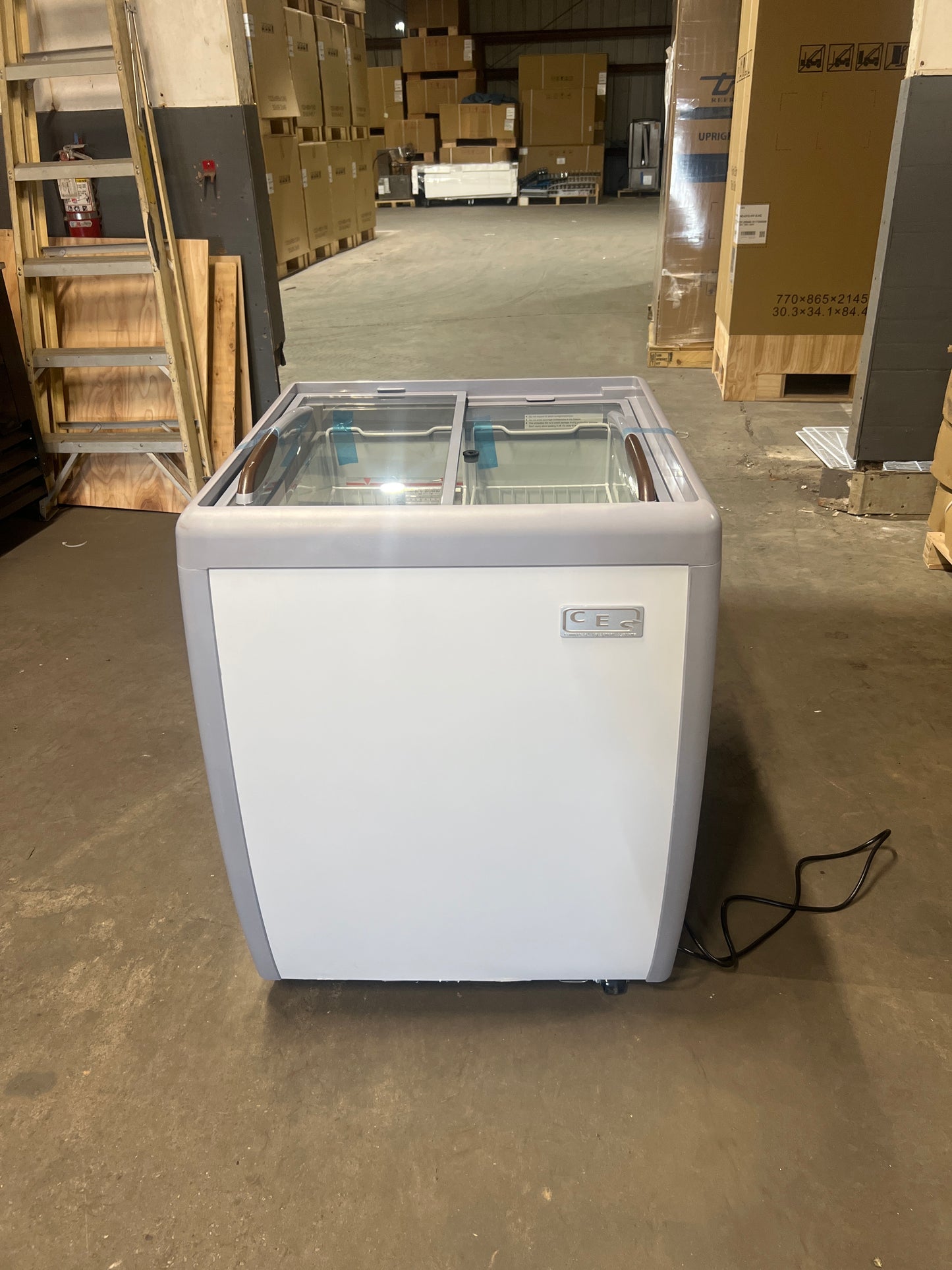 CES 27” Ice Cream Freezer SD-150VT