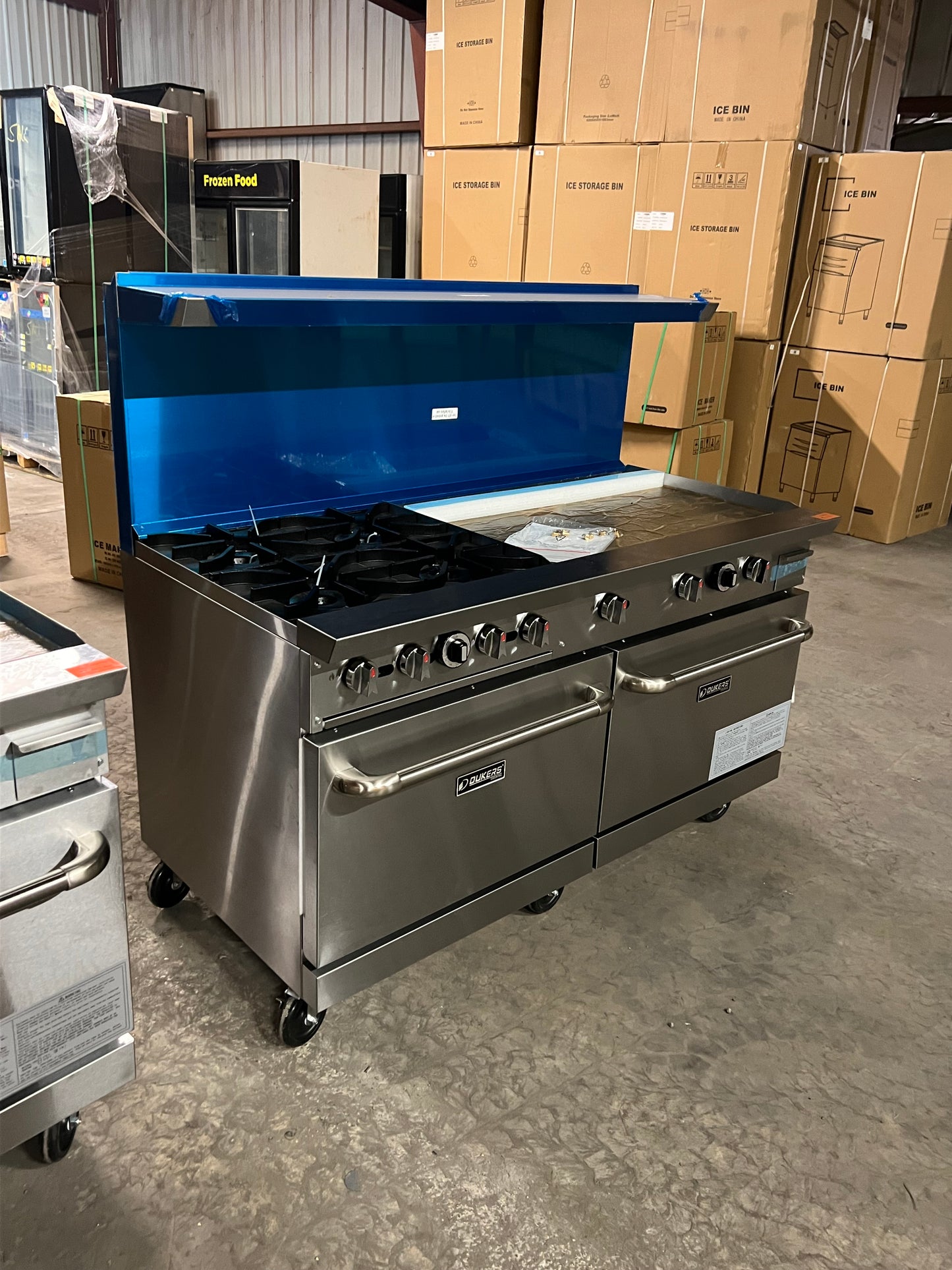 Dukers 60" Stove (4 burner 36" Griddle)