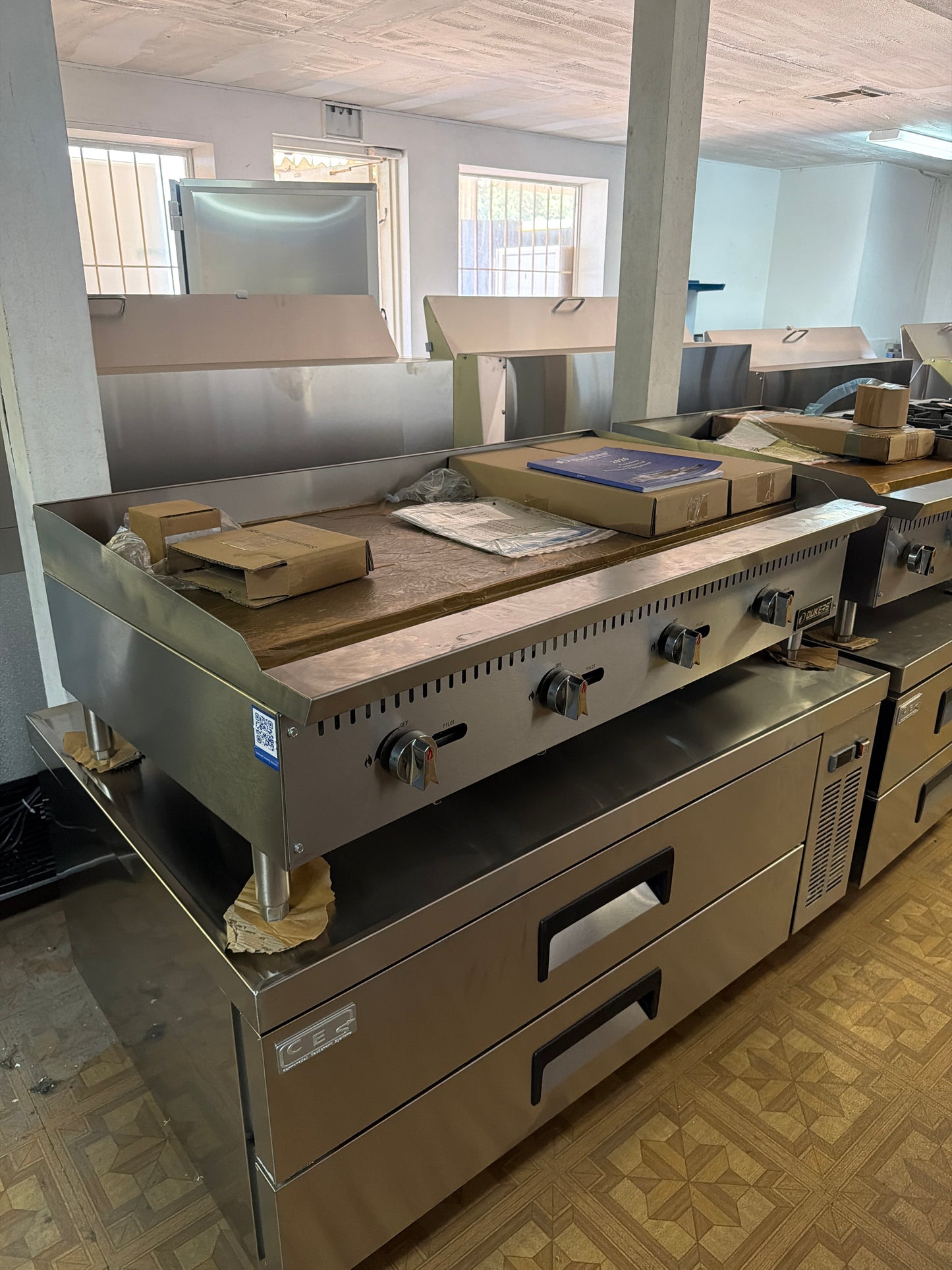 Dukers 48” Griddle