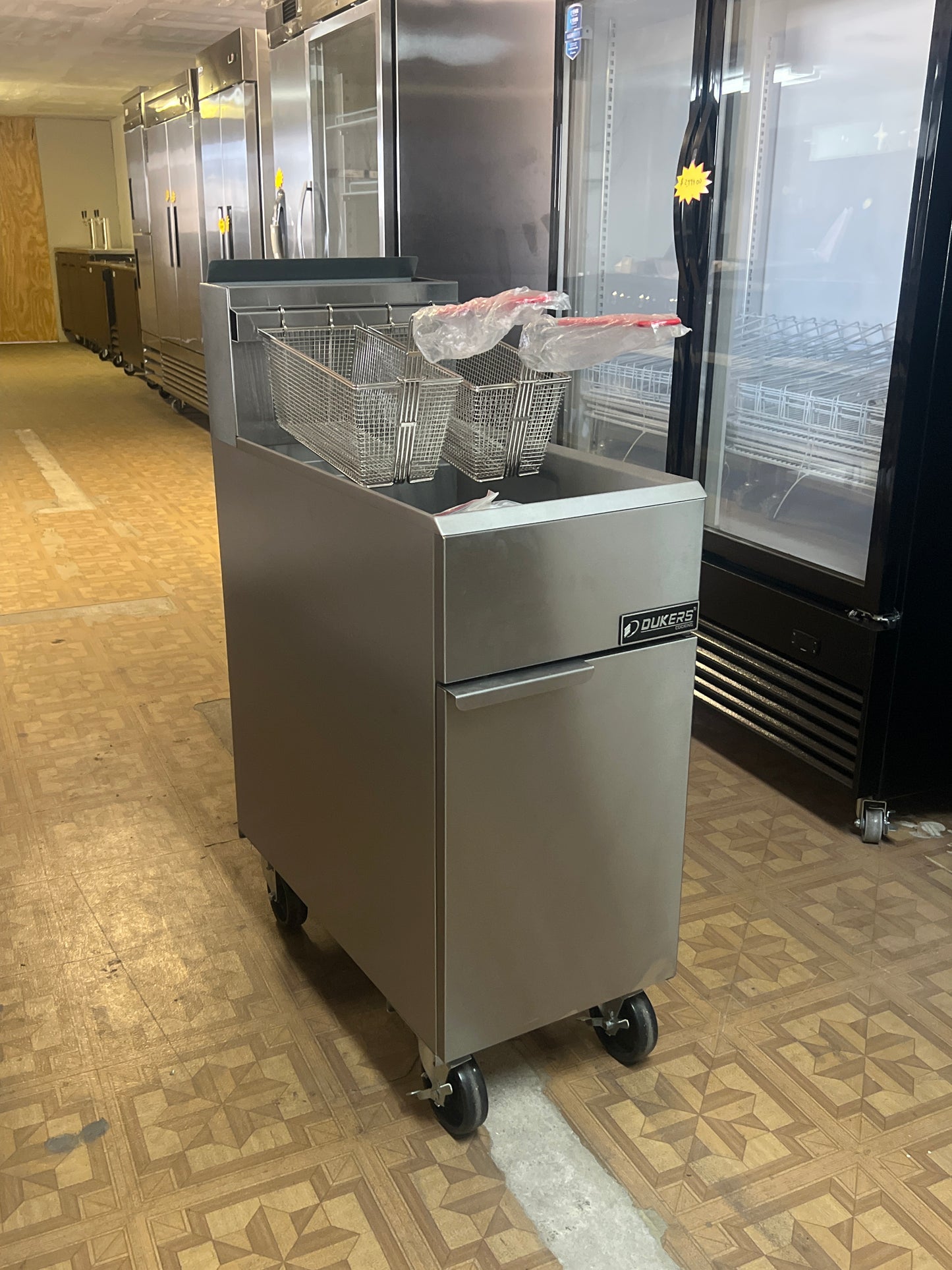 Dukers 50LB Fryer