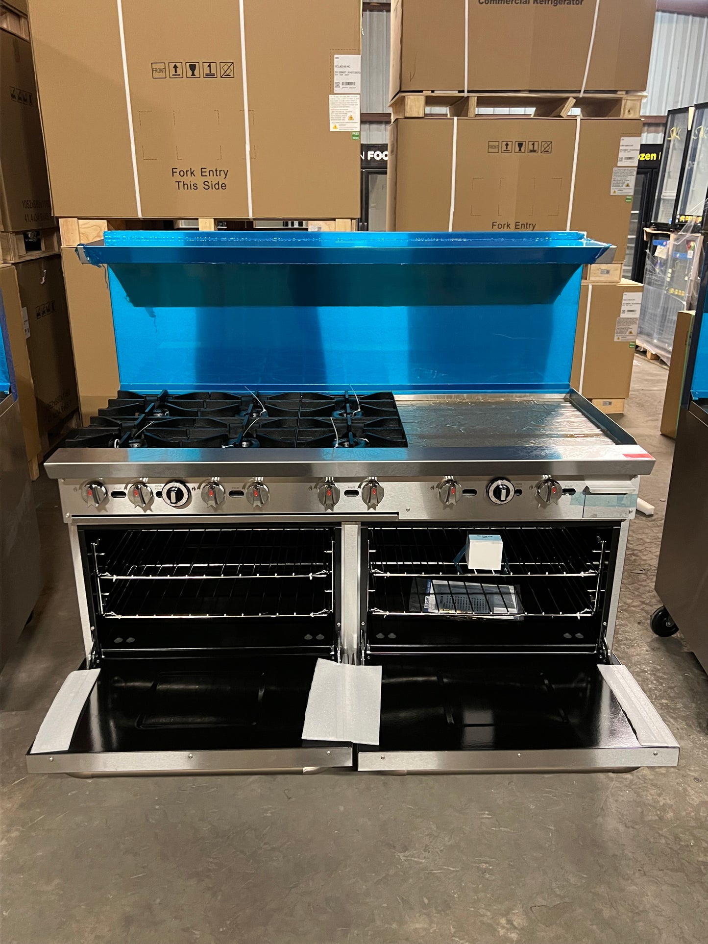 Dukers 60" 6 Burner Stove with 24” Griddle Double Oven
