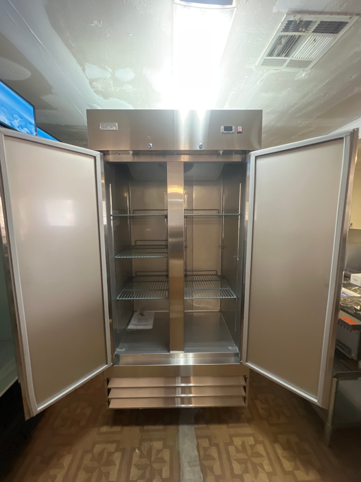 CES COMPACT 2 Door Stainless Steel Freezer (28 cubic ft)