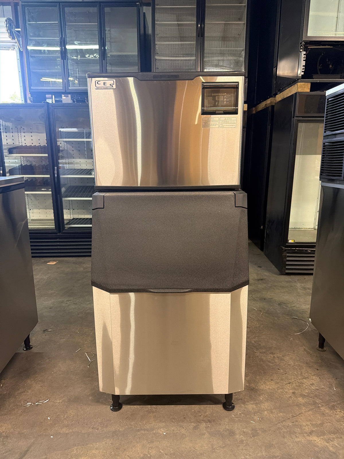 500LB/DAY ICE MACHINE