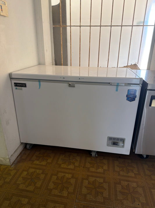 Dukers 49” Commercial Deep Freezer