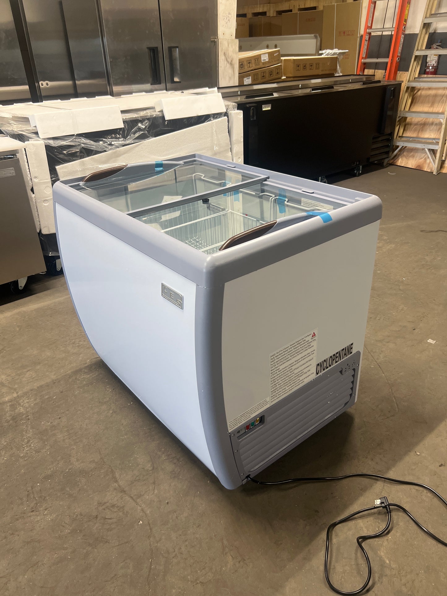 CES 39" Ice Cream Freezer SD-260VT