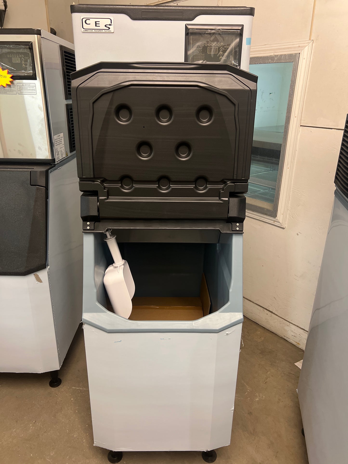 CES 420lb/Day Ice Maker