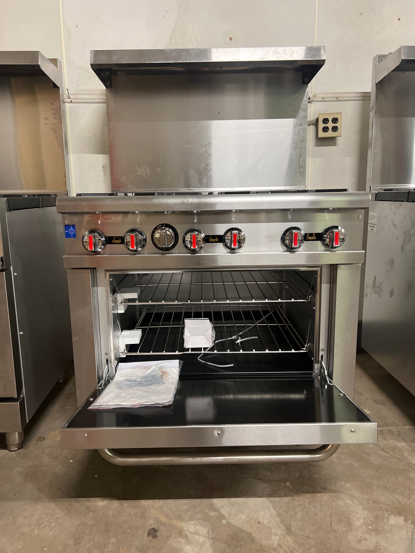 36" 6 Burner Stove with Oven