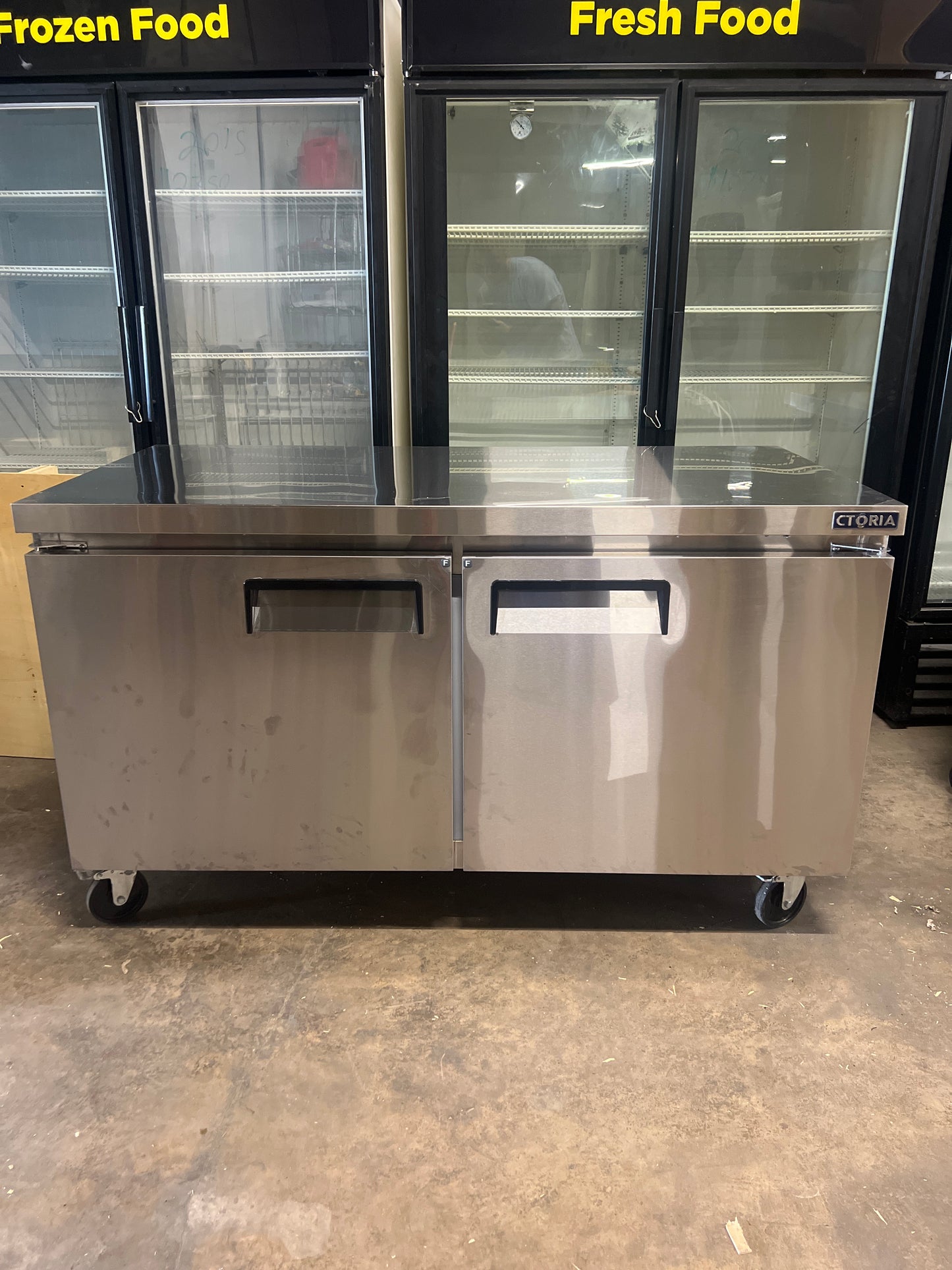 Ctoria 60" Undercounter Cooler