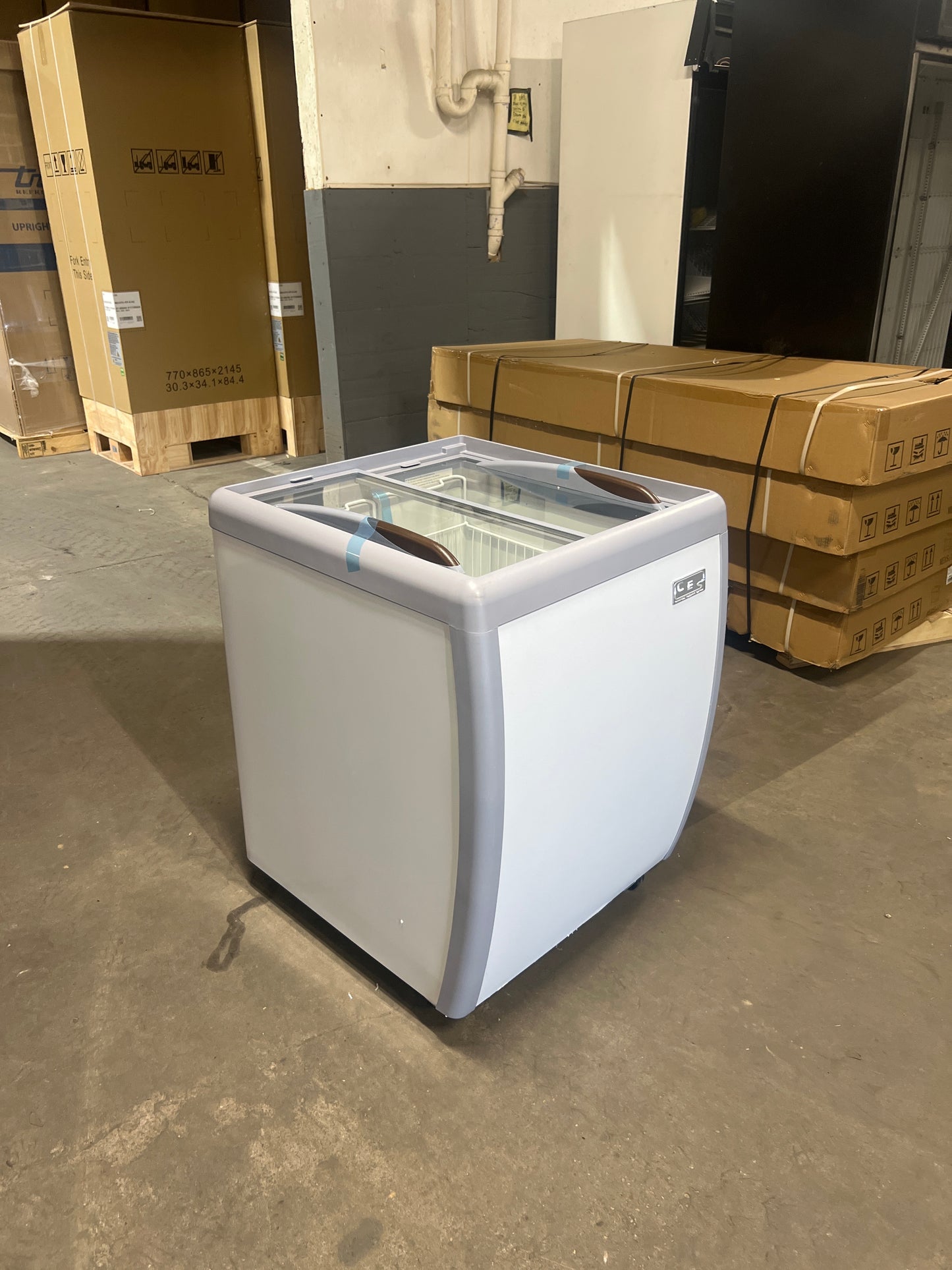 CES 27” Ice Cream Freezer SD-150VT
