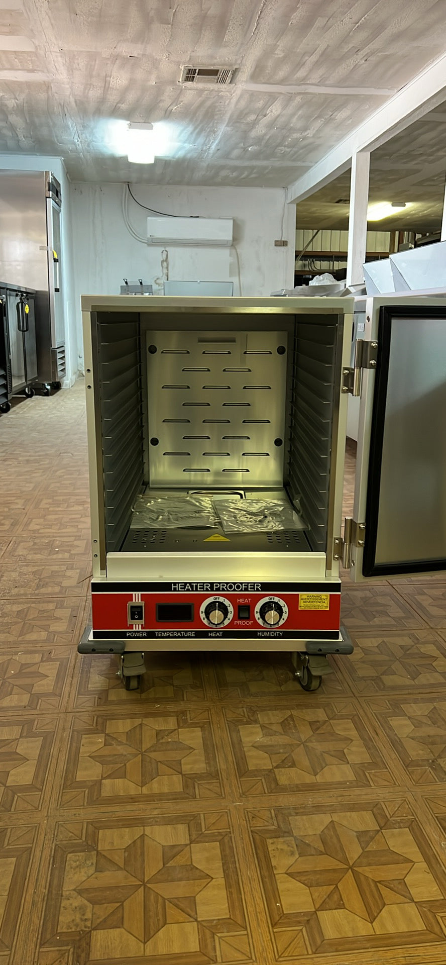 Bevles Brand 1/2 Size Heater/Proofer/Holding Cabinet