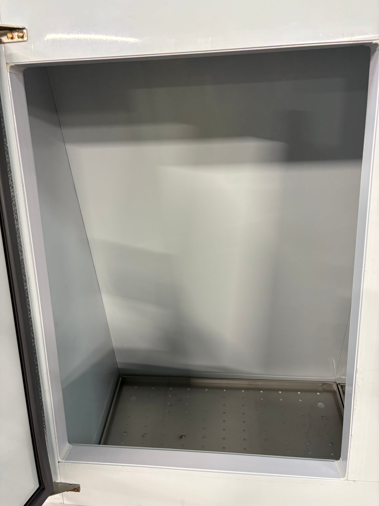 96" Ice Merchandiser HR-CB100S