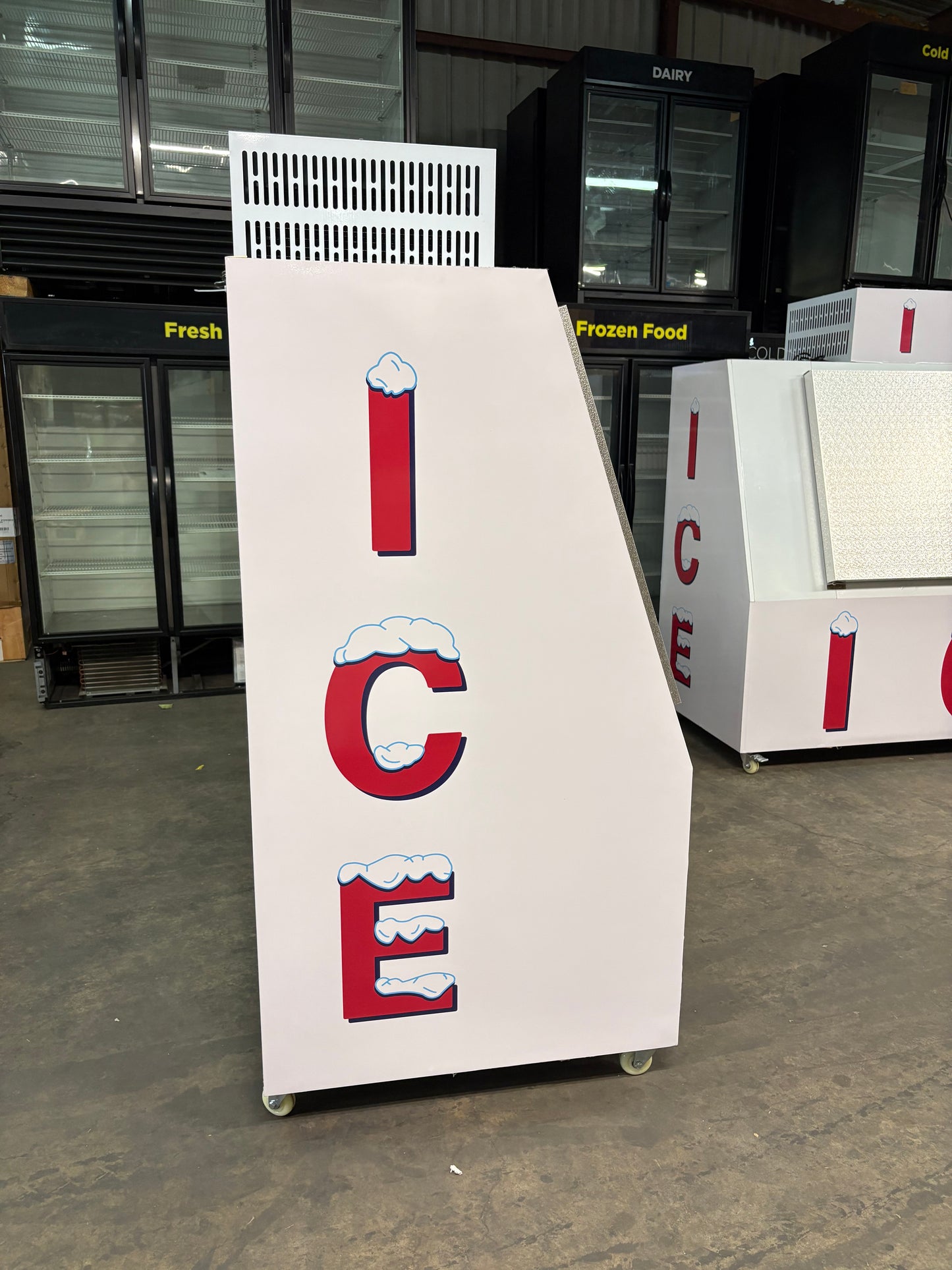 84" Ice Merchandiser HR-CB80S